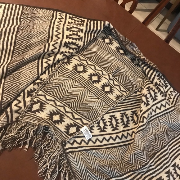 Maurices Santa Fe Short-long sweater - Picture 4 of 7